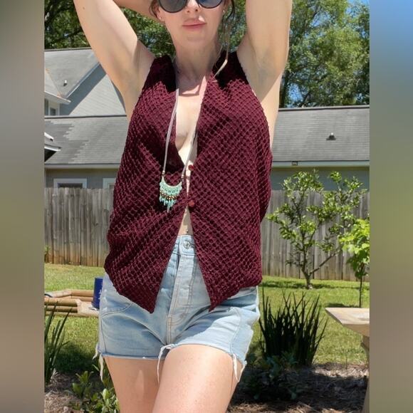 Vintage Dorothy Schoelen Platinum fishnet vest - Picture 1 of 7